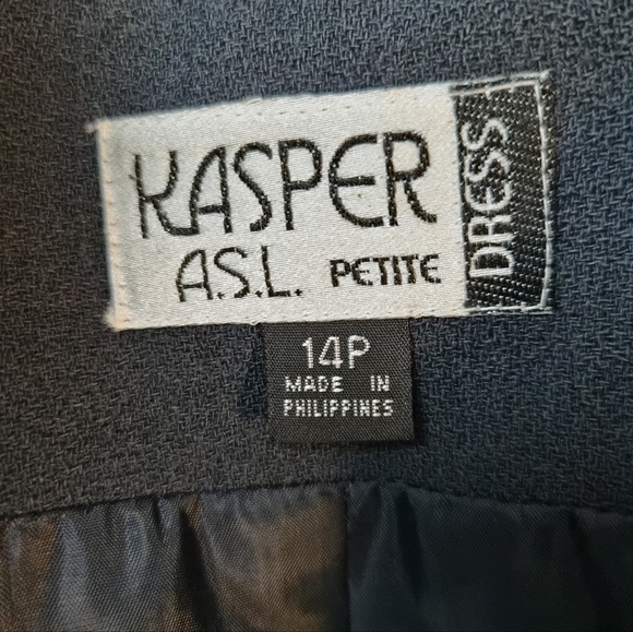 ​Kasper A.S.L. Petite 100% Wool Skirt Suit Set - Navy Blue - 14P - Picture 4 of 14